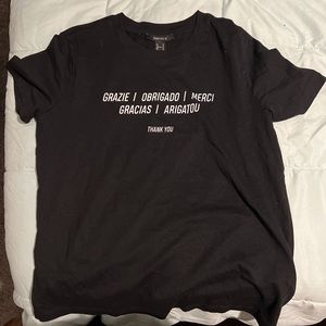 Forever 21 T-shirt size M